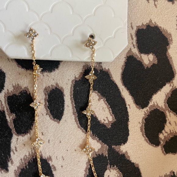 Dangled earrings - Picture 2 of 3